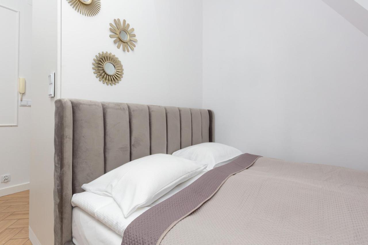 Praga Center By Renters Lägenhet